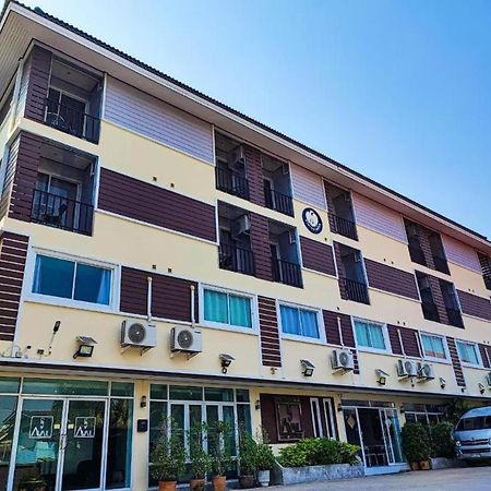 Hotel The Avail Phra Nakhon Si Ayutthaya Exterior foto