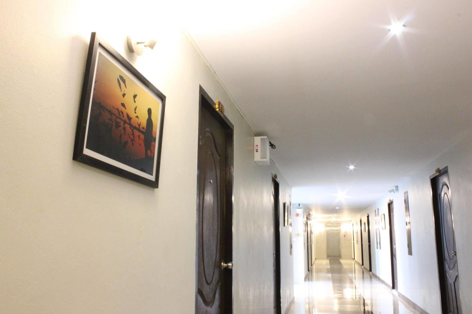 Hotel The Avail Phra Nakhon Si Ayutthaya Exterior foto